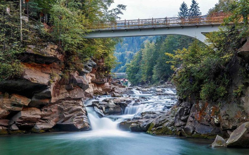 ГУЦУЛЬСЬКІ ПРИГОДИ: ВІД БУКОВЕЛЮ ДО ЯРЕМЧЕ