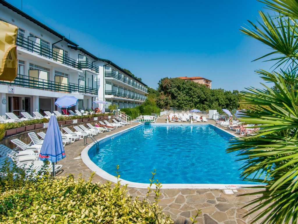 RIVIERA CAMP ( Рів'єра Кемп) на курорті Золоті Піски 2026