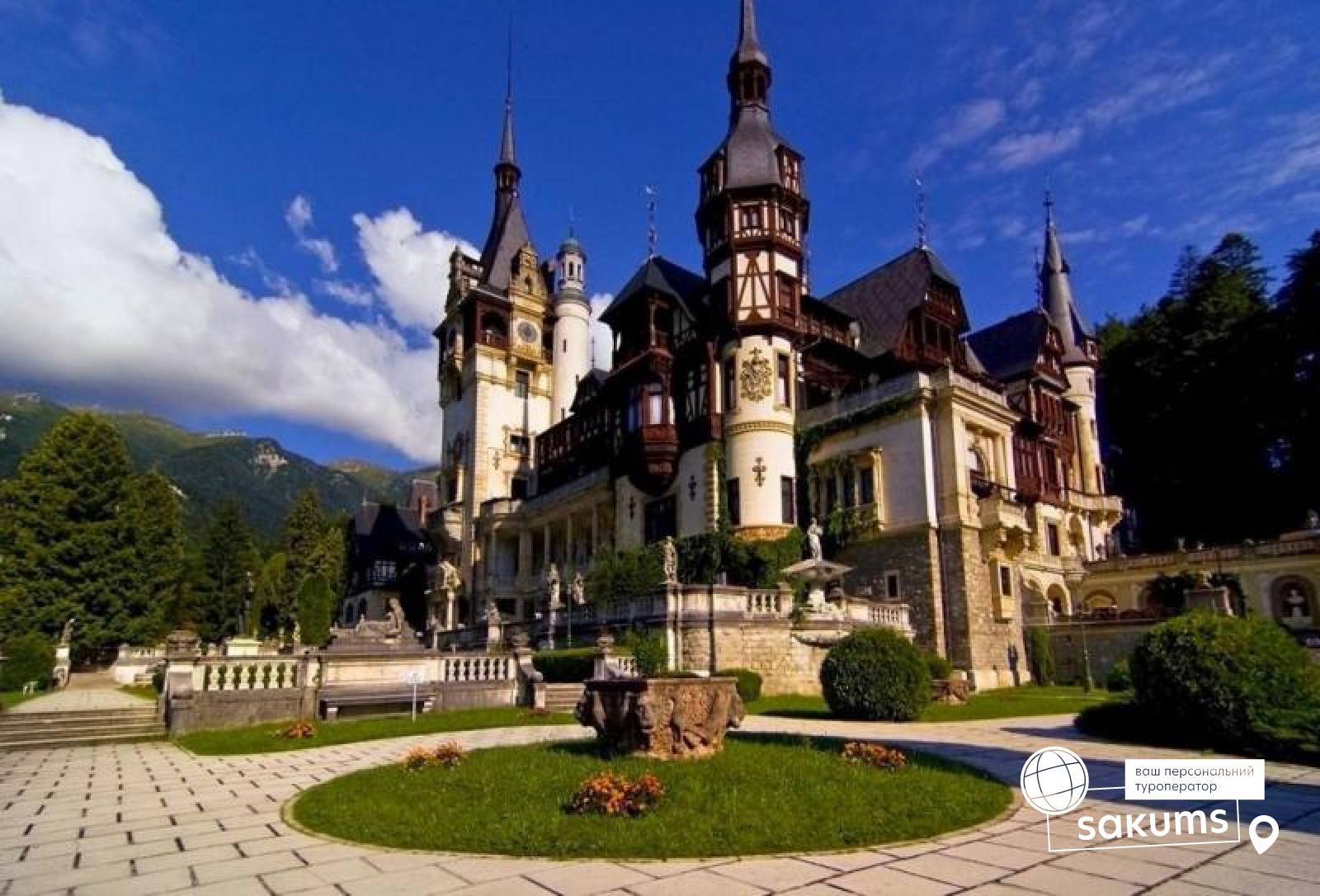 Замок пелеш. Замок Пелеш Румыния. Замок Пелеш Трансильвания. Замок Пелеш, Синая, Румыния. Дворец в Синае Румыния.